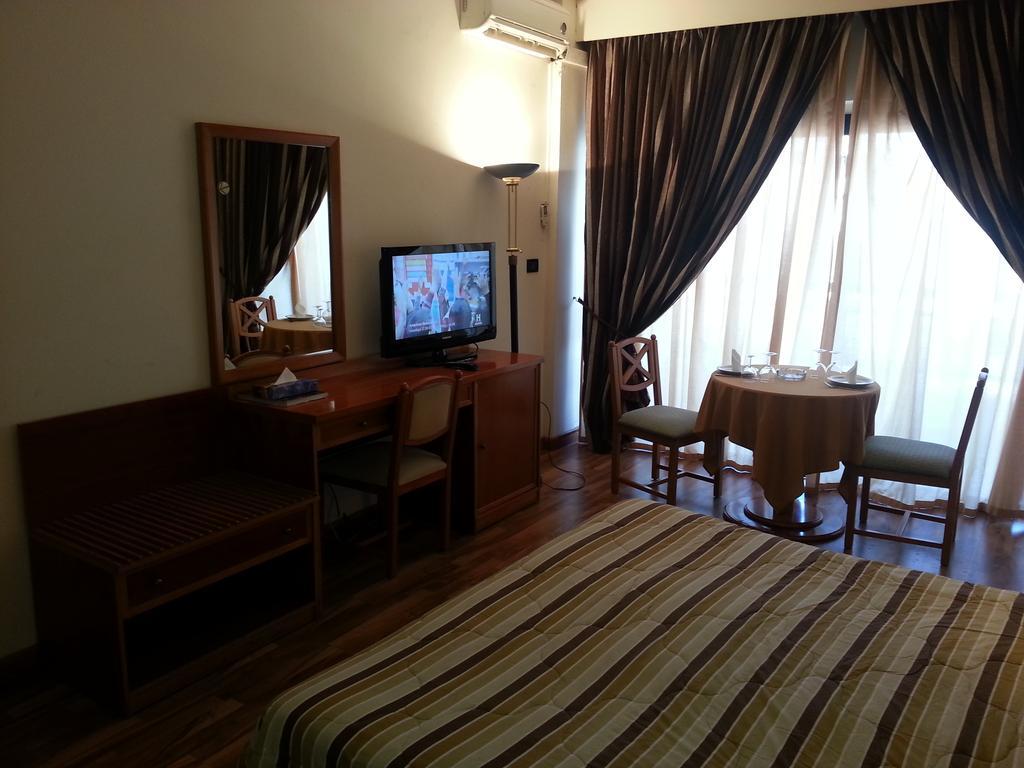 Charles Hotel Bejrut Zewnętrze zdjęcie
